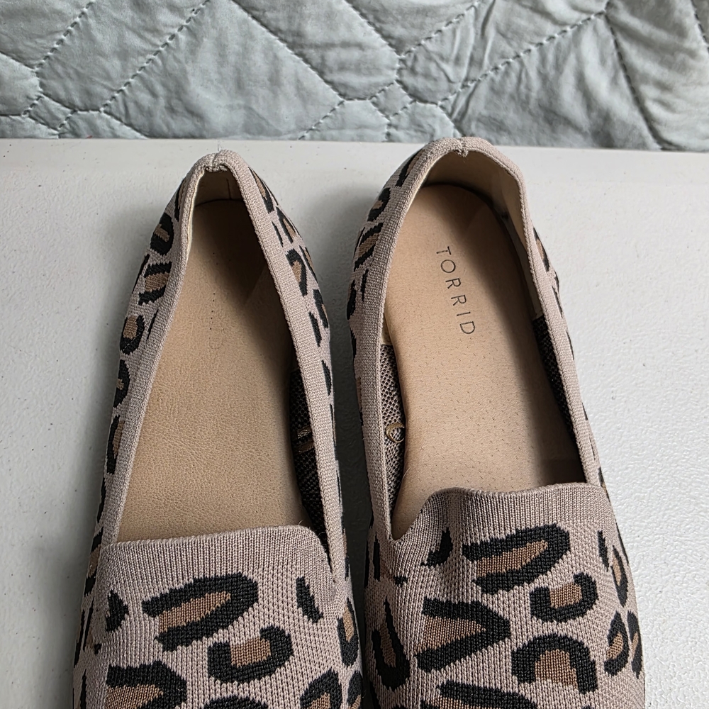 Torrid Pointed Toe Flat Shoes Womens
 Size 9WW
 Leopard Animal Print - Picture 5 of 9